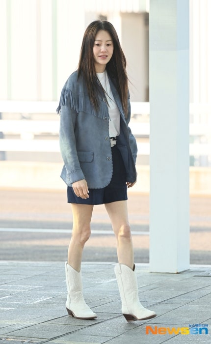 고현정 가녀린 11자 다리 뉴욕 향하며 전한 근황