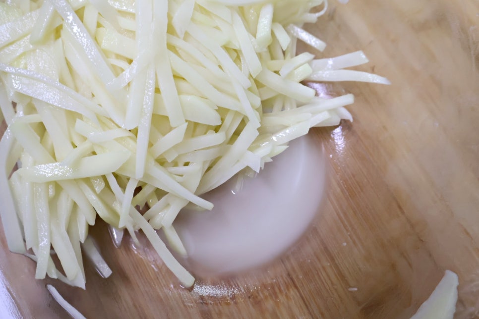 치즈 감자채전 만들기 치즈 감자전 레시피 맥주안주
