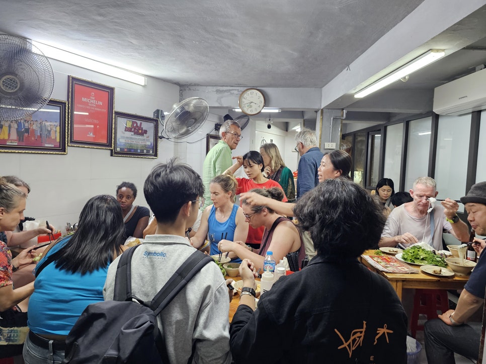 하노이 호안끼엠 맛집 분짜닥킴 메뉴 가격 미슐랭 가이드 식당
