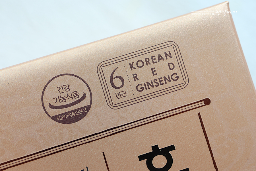 부모님 건강기능식품 고민 홍삼액 고를 땐 홍삼톤으로 간편하게