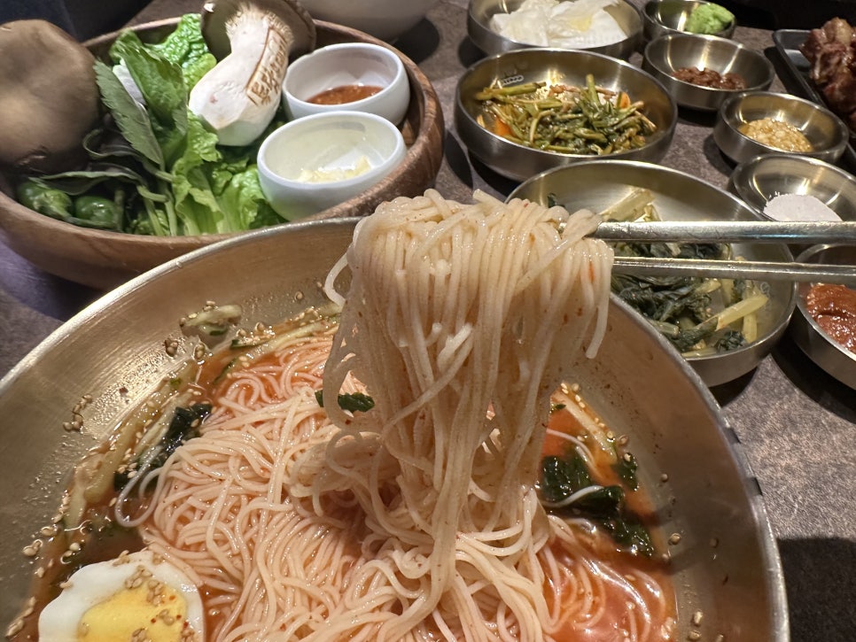 제주도 공항 근처 흑돼지 맛집, 제주 2박 3일 여행 코스 돌담흑돼지 제주공항점