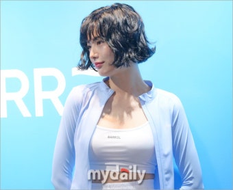 나나, 젖은 단발 근황 공개 차갑게 빛나는 서머 카리스마