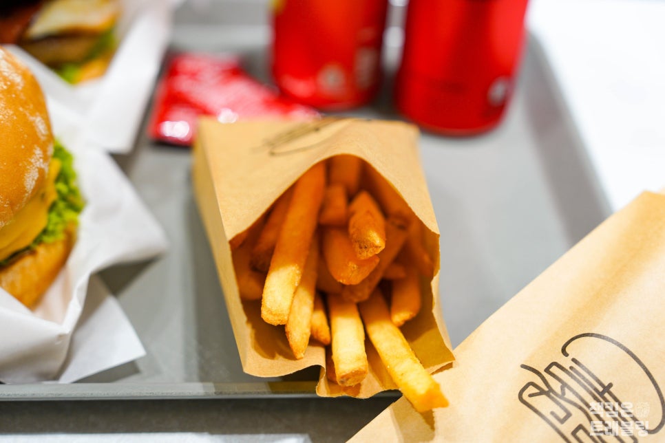 홍콩 침사추이 맛집 카보버거 가격 메뉴 국수 질릴 때