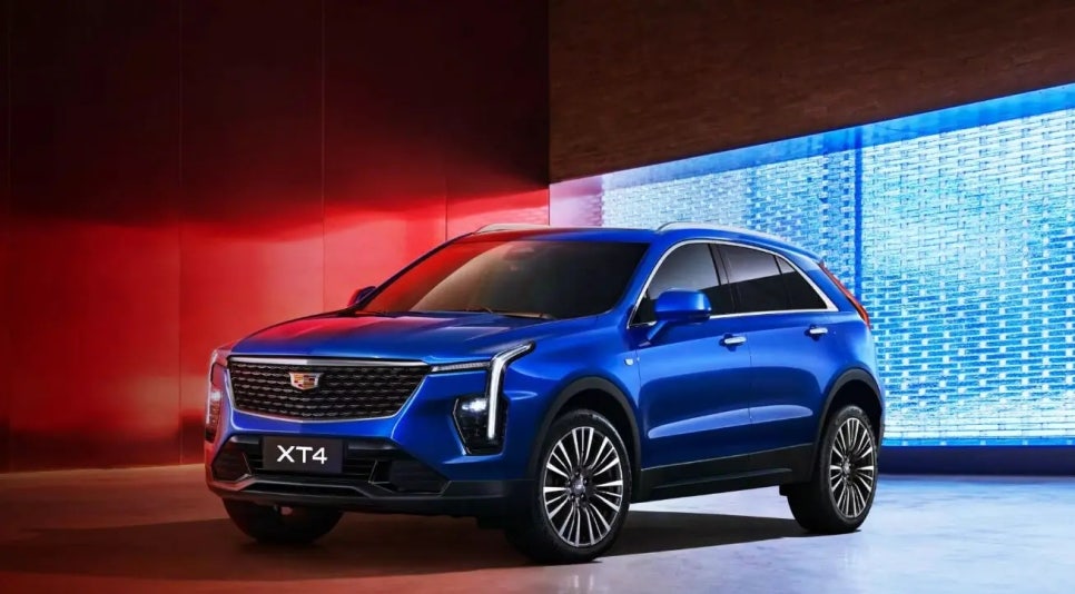 미국에선 단종된 2025 캐딜락 XT4, 중국에선 ‘국민 SUV'로 등장하다