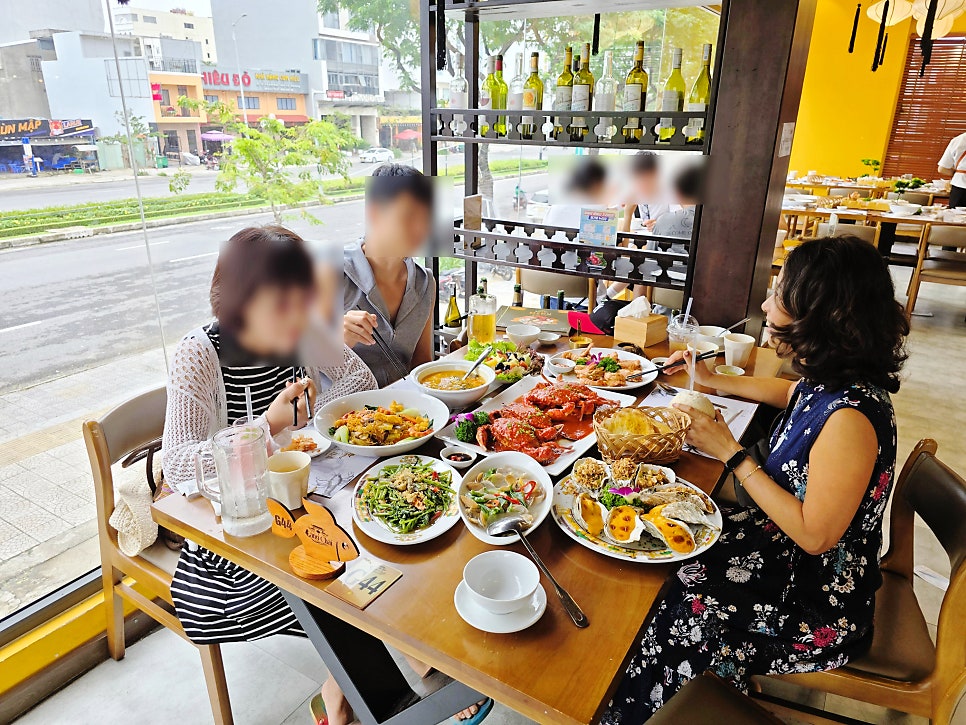 다낭 맛집 리스트 2곳 다낭 한시장 근처 맛집 미케비치 해변
