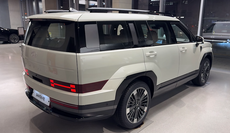 못생긴 싼타페가 SUV 시장 씹어 먹는 이유