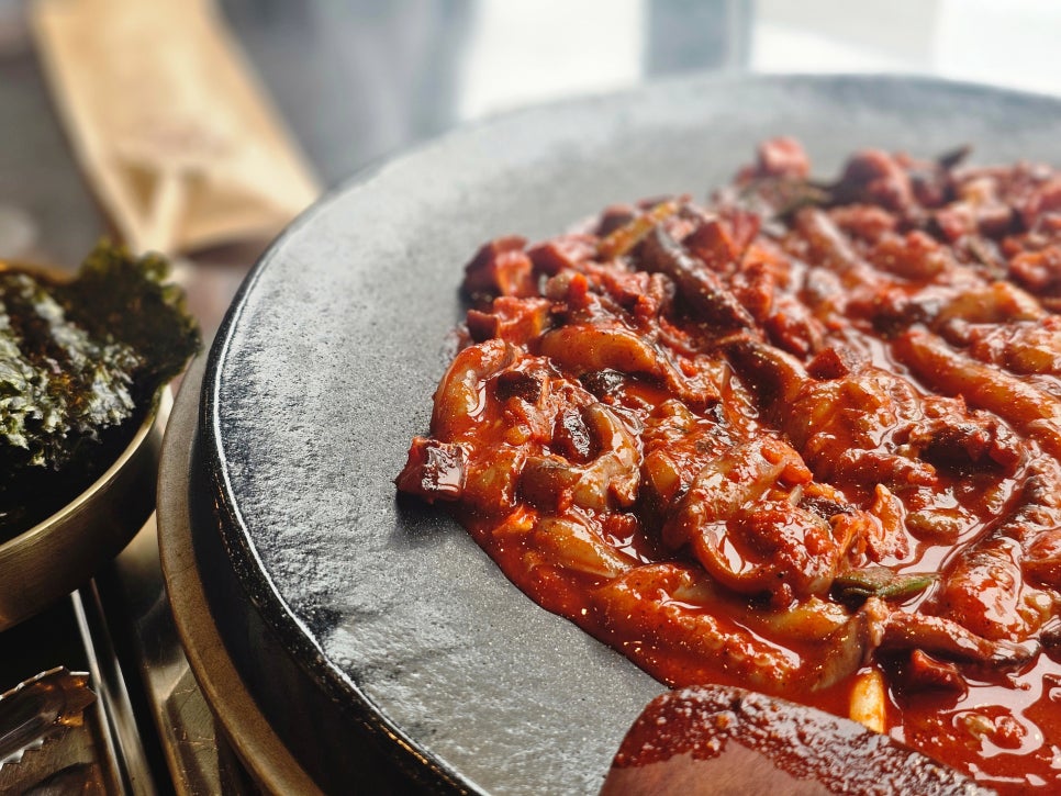 행궁동 맛집 내돈내산 : 매운 쭈꾸미 볶음 두번째 방문!