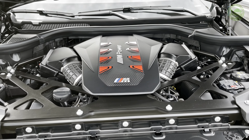 GV80보다 2배 넘는 가격에도 잘나가는 'BMW X6 M 컴페티션'