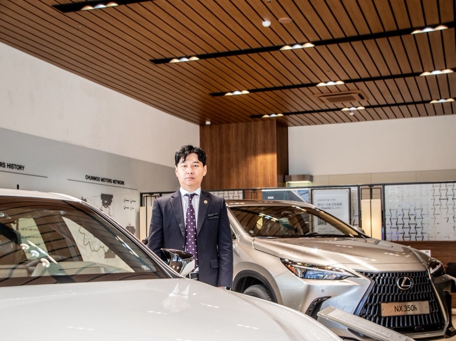 렉서스 천우모터스 강북전시장 구부회 차장을 소개합니다