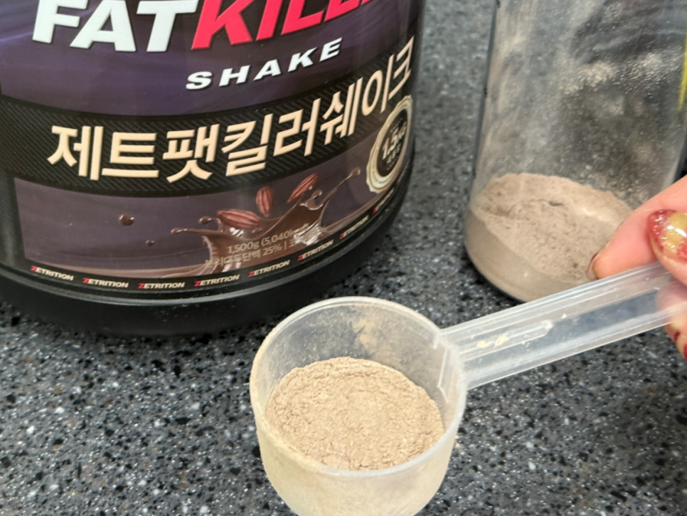 아침식사 대용 쉐이크 만족스러운 제트팻킬러